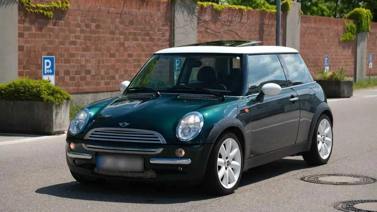 Używany Mini Cooper 116 KM (85 kW) 2003 Zielony Hatchback