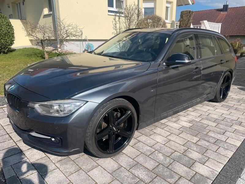 Grau Gebraucht 2013 BMW 320 Kombi | 9.650 € (Fairer Preis) - Bild 1/4
