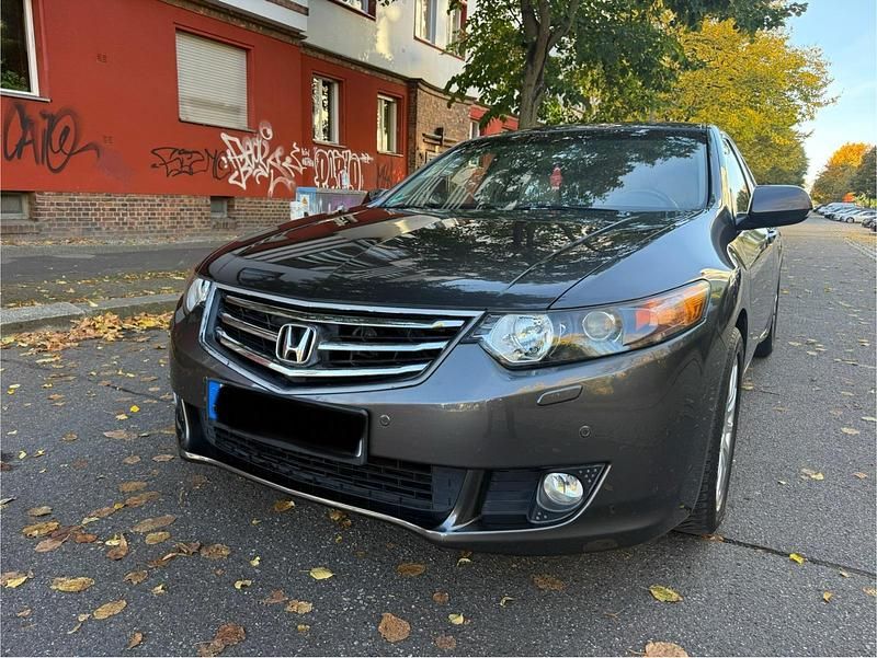 Grau Gebraucht 2009 Honda Accord Limousine | 6.900 € (Superpreis) - Bild 1/4