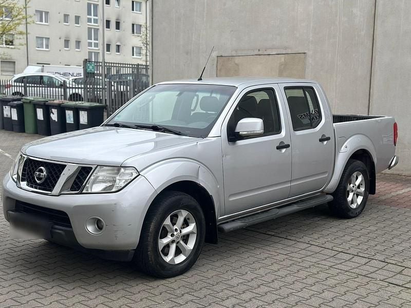 Gebraucht Nissan Navara 190 PS (139 kW) 2012 Silber Pickup