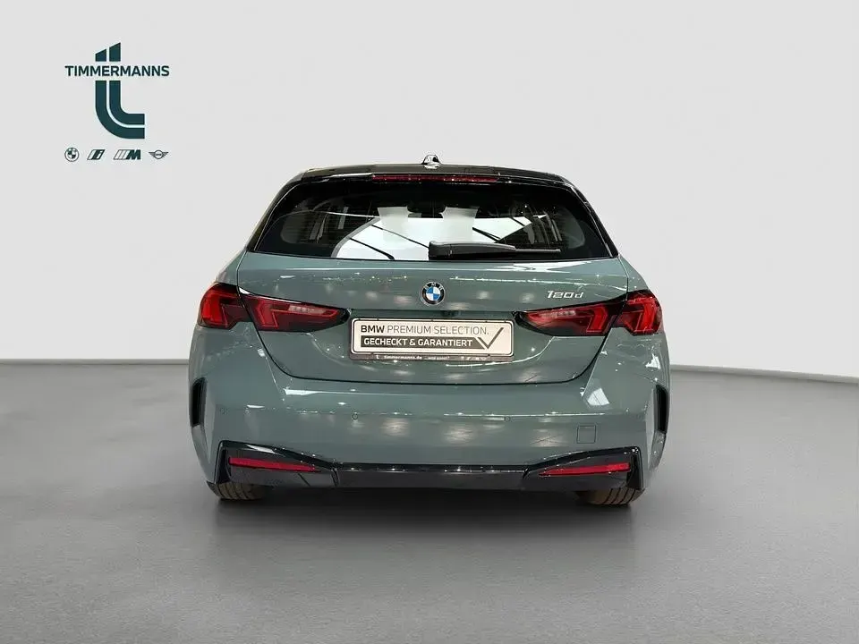 Gebraucht BMW 120 163 PS (119 kW) 2025 Grün Kleinwagen