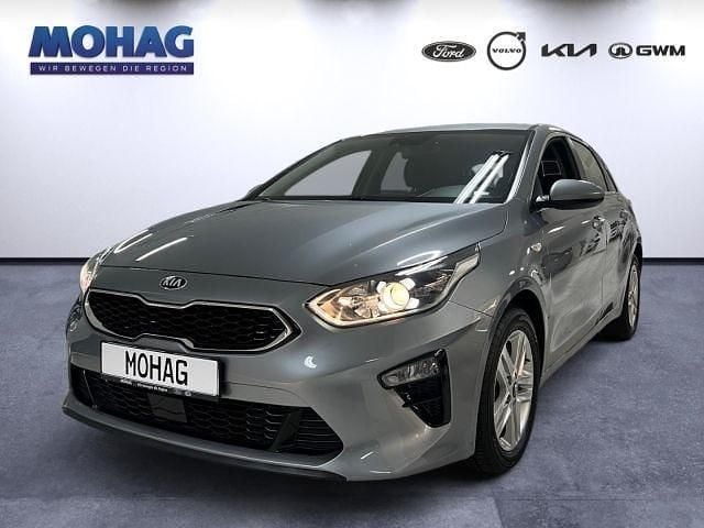 Silber Gebraucht 2021 Kia Ceed Vision Limousine | 17.890 € (Superpreis) - Bild 1/4