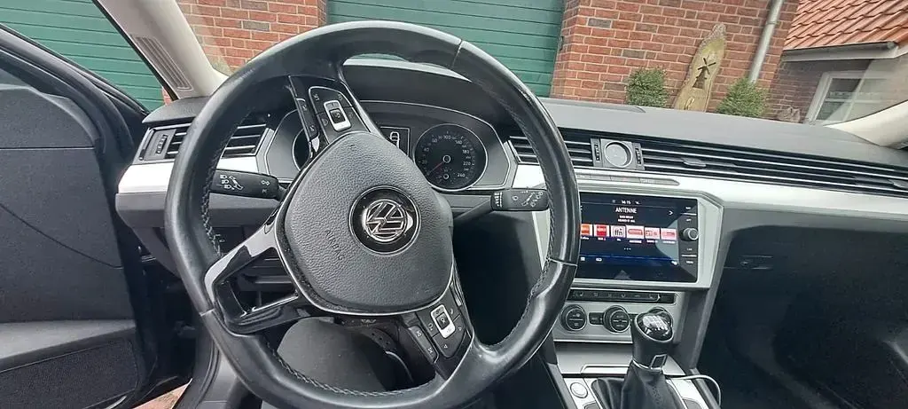 Usata VW Passat Comfortline 150 CV (110 kW) 2018 Grigio Station wagon