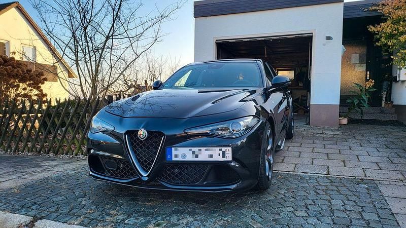Gebraucht Alfa Romeo Giulia 510 PS (375 kW) 2018 Schwarz Limousine