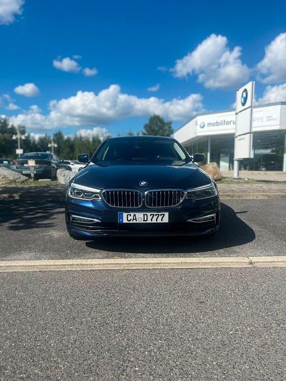 Gebraucht BMW 540 320 PS (235 kW) 2017 Blau Limousine