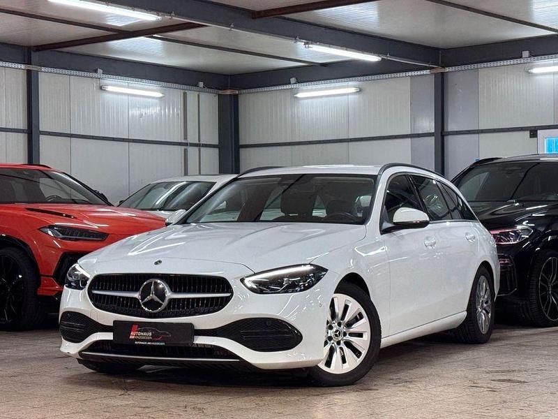 Gebraucht Mercedes C220 Business 200 PS (147 kW) 2022 Weiß Kombi