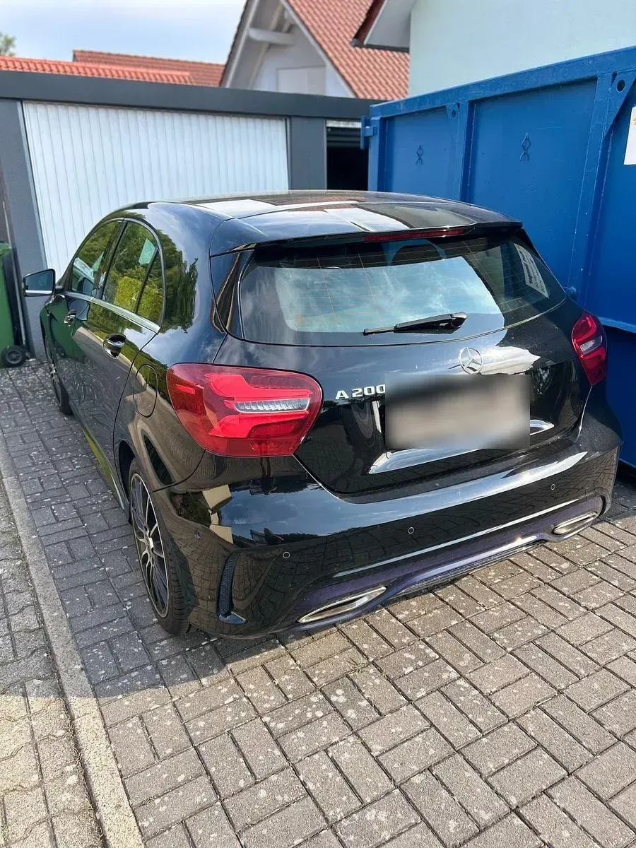 Gebraucht Mercedes A200 156 PS (114 kW) 2018 Schwarz Limousine