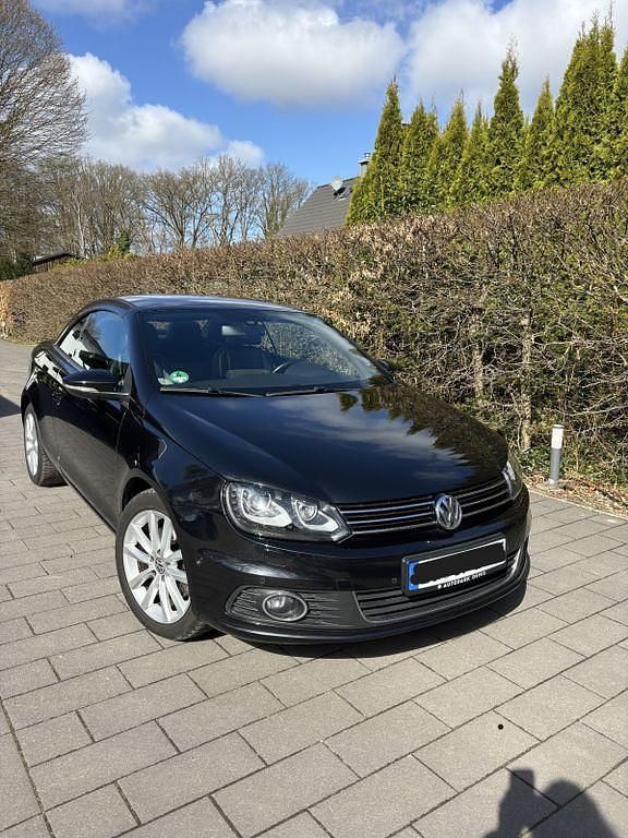 Gebraucht VW Eos Sportline 140 PS (102 kW) 2013 Schwarz Cabrio