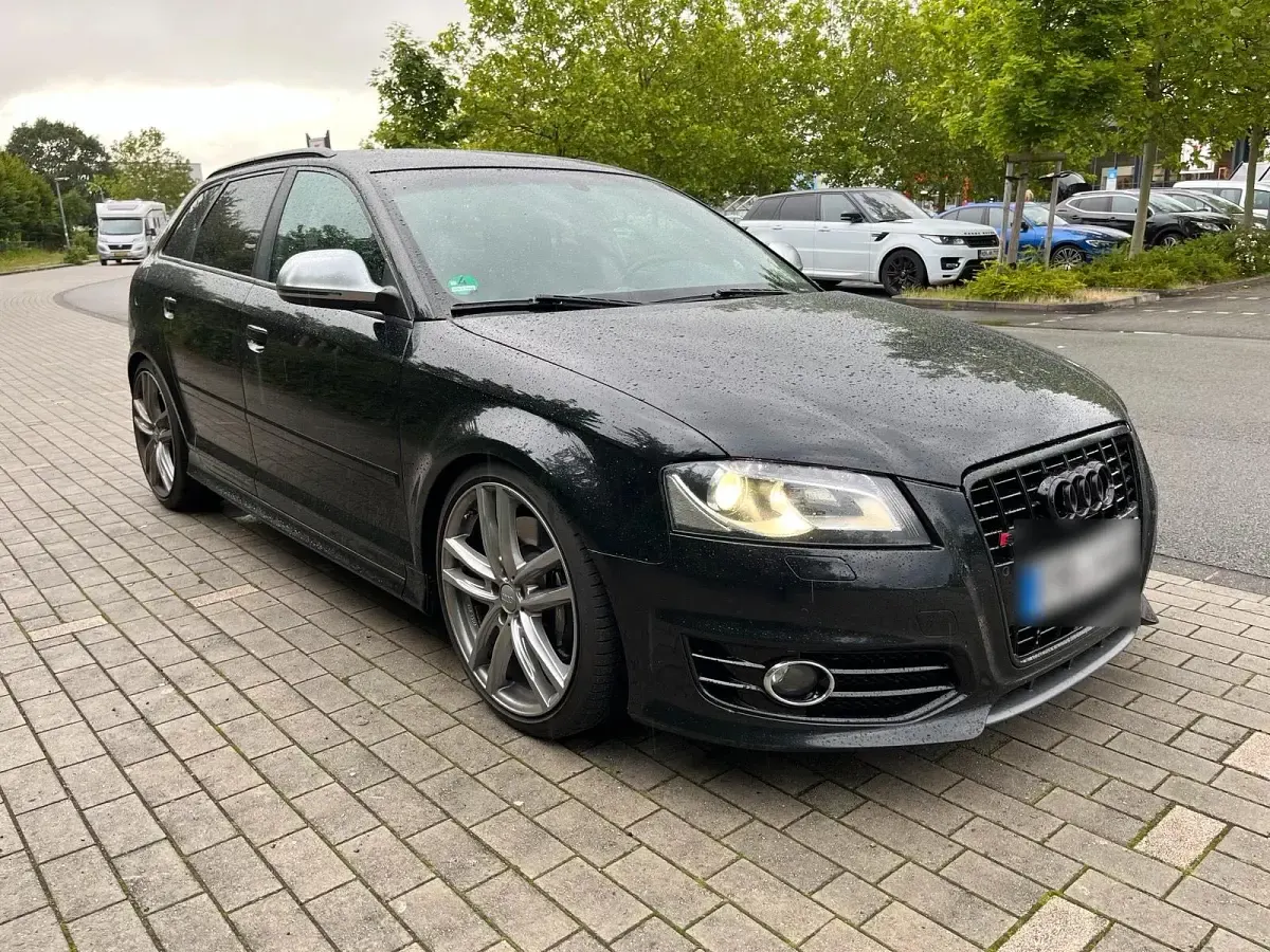 Gebraucht Audi S3 265 PS (194 kW) 2010 Schwarz Kleinwagen