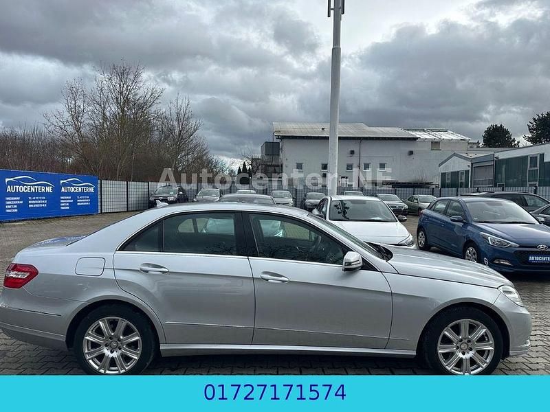 Gebraucht Mercedes E350 Elegance 272 PS (200 kW) 2011 Silber Limousine