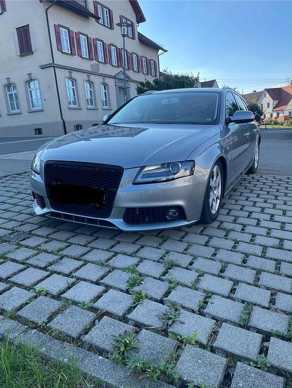 Grau Gebraucht 2010 Audi A4 Kombi | 3.699 € (Superpreis) - Bild 1/4