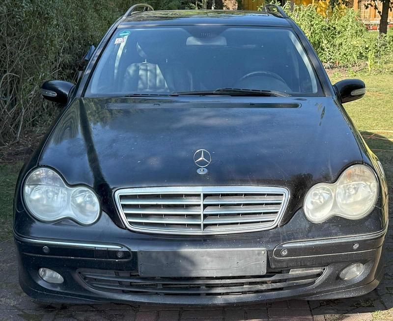 Schwarz Gebraucht 2005 Mercedes C230 Elegance Kombi | 1.796 € (Superpreis) - Bild 1/4