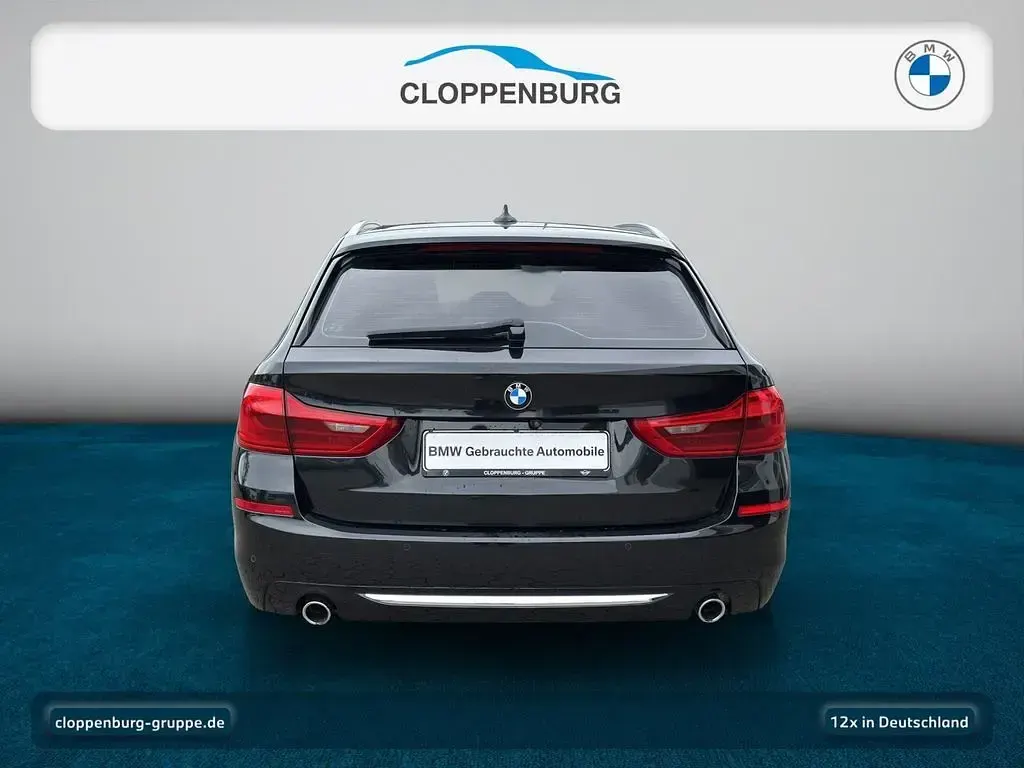 Gebraucht BMW 520 190 PS (139 kW) 2020 Saphirschwarz Kombi