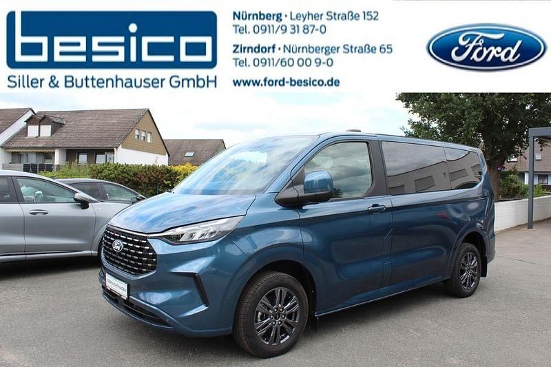 Blau Gebraucht 2024 Ford Tourneo Titanium Van / Kleinbus | 43.870 € (Etwas zu teuer) - Bild 1/4