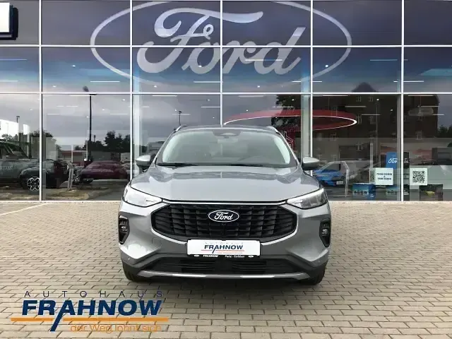 Gebraucht Ford Kuga Titanium 151 PS (111 kW) 2025 Silber SUV