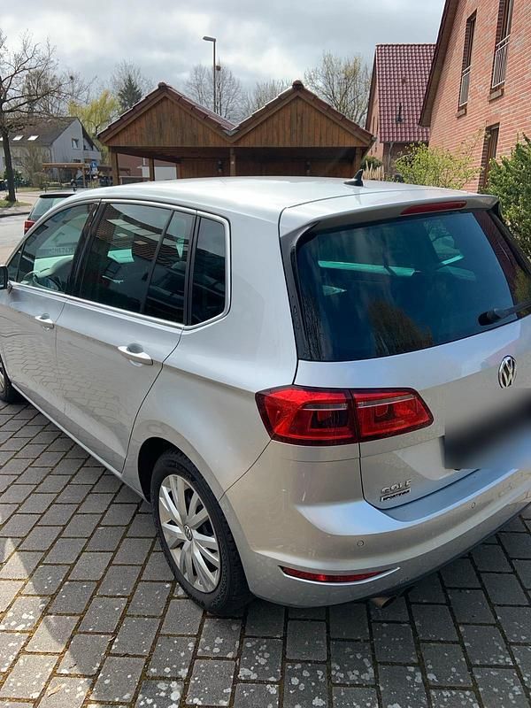 Gebraucht VW Golf VII 125 PS (91 kW) 2015 Silber Limousine