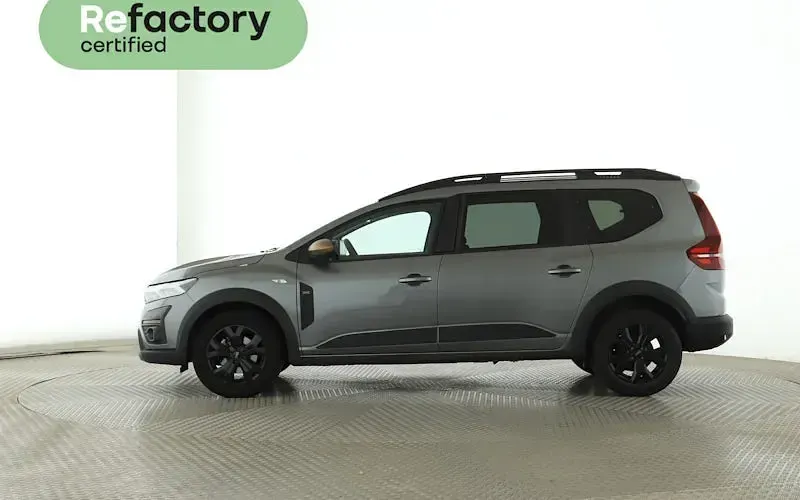 Second-hand Dacia Jogger Extreme 111 CP (81 kW) 2024 Gri Monovolum