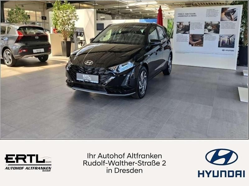 Phantom black Neu 2024 Hyundai i20 Trend Kleinwagen | 18.980 € (Guter Preis) - Bild 1/4