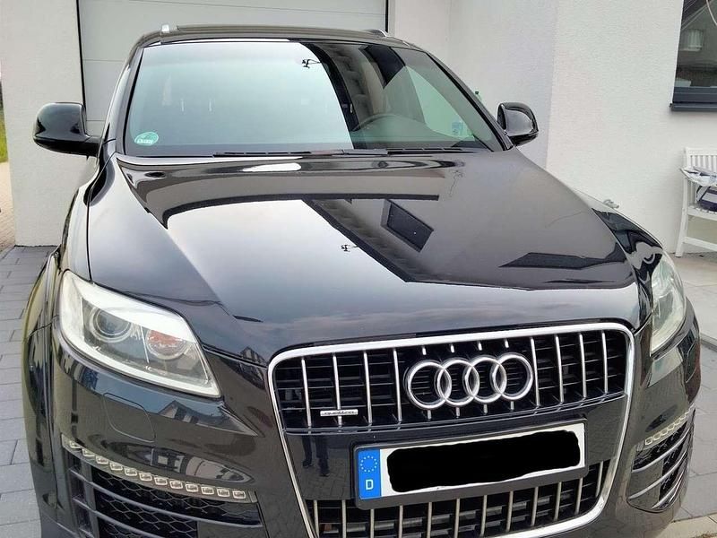 Schwarz Gebraucht 2007 Audi Q7 Sport SUV | 13.300 € - Bild 1/4