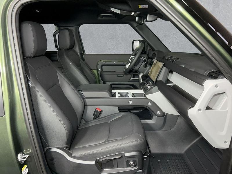 Gebraucht Land Rover Defender S 249 PS (183 kW) 2026 Gruen SUV
