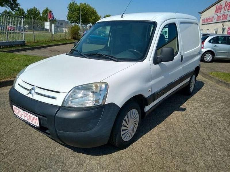 Weiß Gebraucht 2008 Citroën Berlingo Van / Kleinbus | 3.990 € (Etwas zu teuer) - Bild 1/4