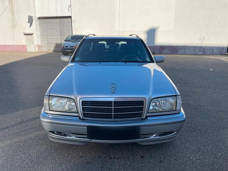Gebraucht Mercedes C240 170 PS (125 kW) 2001 Silber Kombi