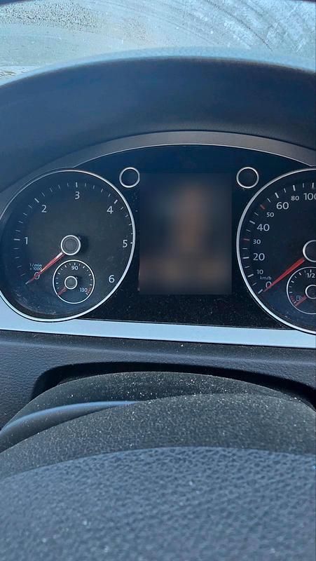 Gebraucht VW Passat 140 PS (102 kW) 2009 Blau Kombi