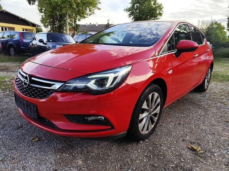 Rot Gebraucht 2018 Opel Astra Innovation Limousine | 6.950 € (Guter Preis) - Bild 1/4