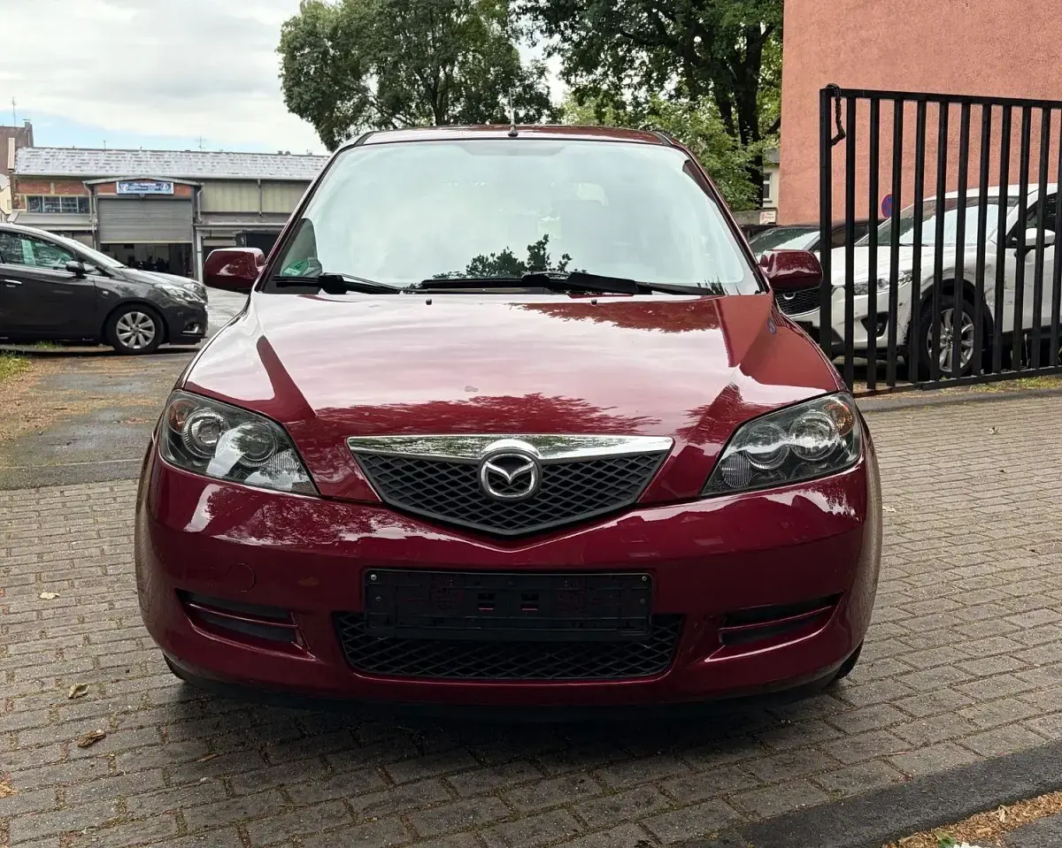 Gebraucht Mazda 2 Active 80 PS (58 kW) 2006 Rot Kleinwagen