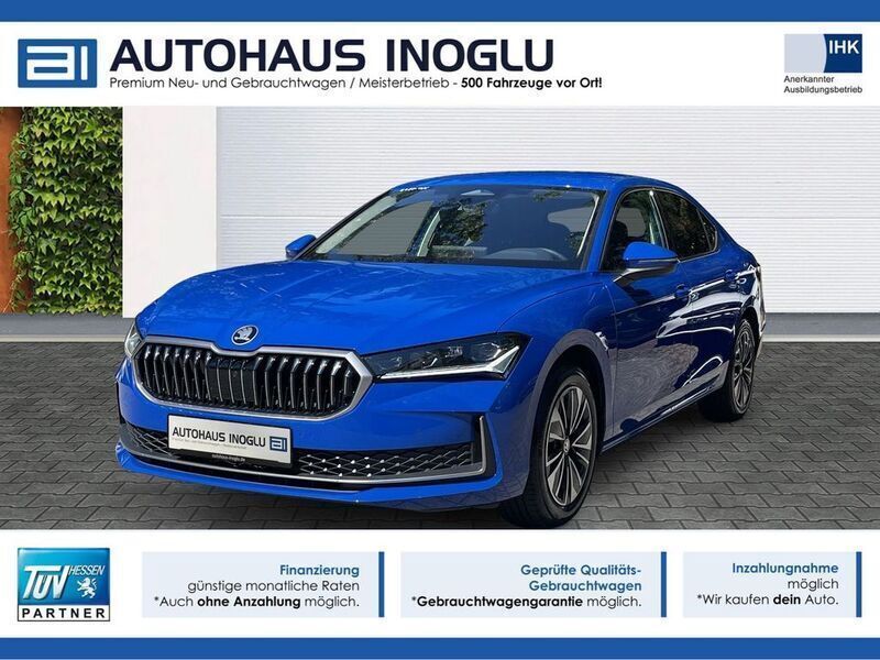 Blau Gebraucht 2024 Skoda Superb Selection Limousine | 36.480 € (Etwas zu teuer) - Bild 1/4