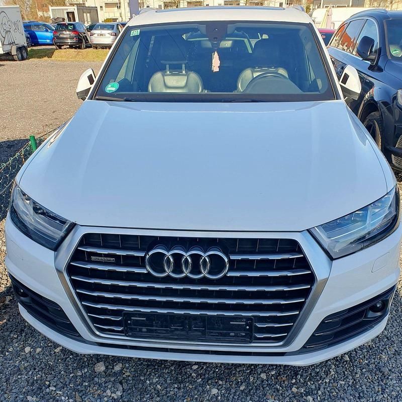 Gebraucht Audi Q7 Ambiente 272 PS (200 kW) 2015 Weiß SUV