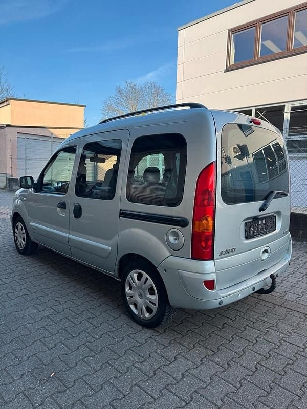 Gebraucht Renault Kangoo 95 PS (69 kW) 2006 Grau Van / Kleinbus