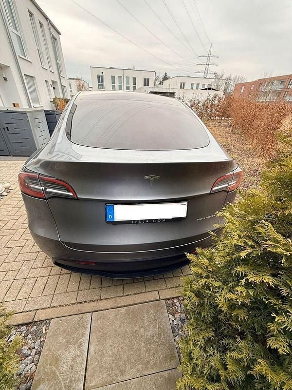 Gebraucht Tesla Model Y Long Range AWD 378 kW (514 PS) 2023 Silber SUV