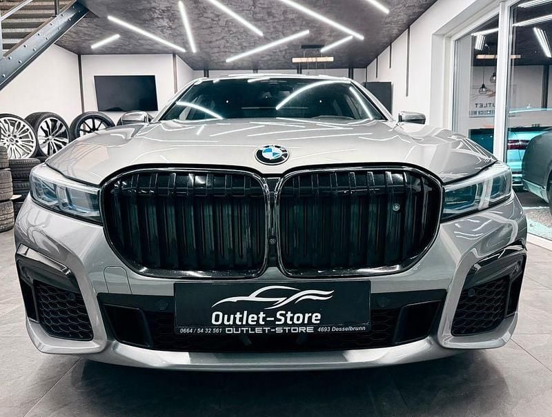 Gebraucht BMW M760 Performance 585 PS (430 kW) 2020 Grau Limousine