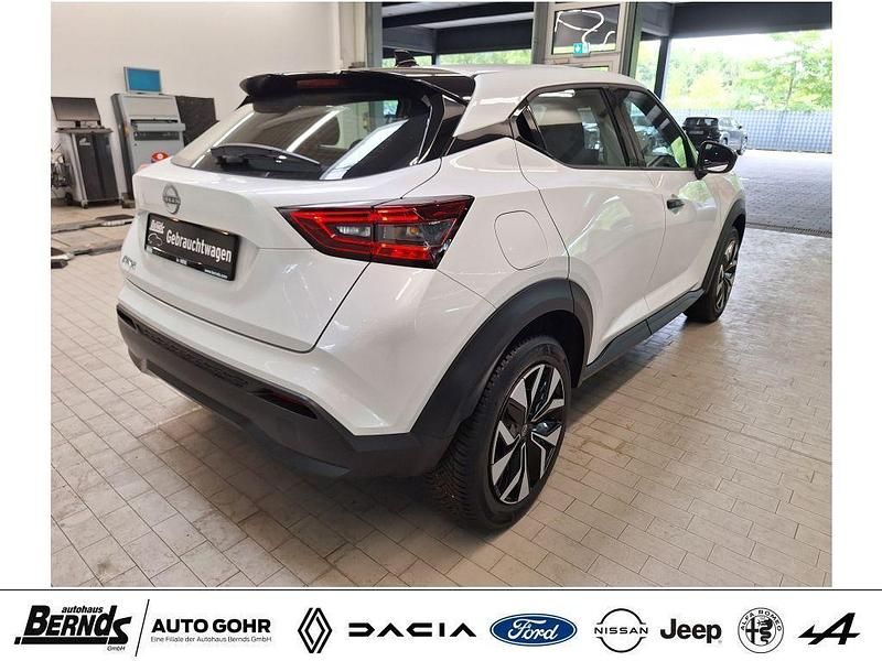 Gebraucht Nissan Juke Acenta 114 PS (83 kW) 2024 Weiß SUV