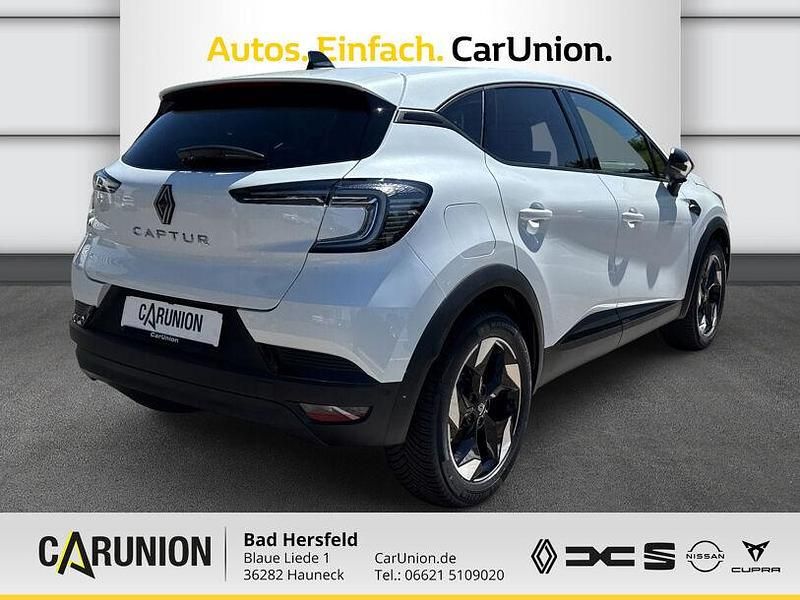 Neu Renault Captur Techno 140 PS (102 kW) 2025 Perlmuttweiß metallic SUV