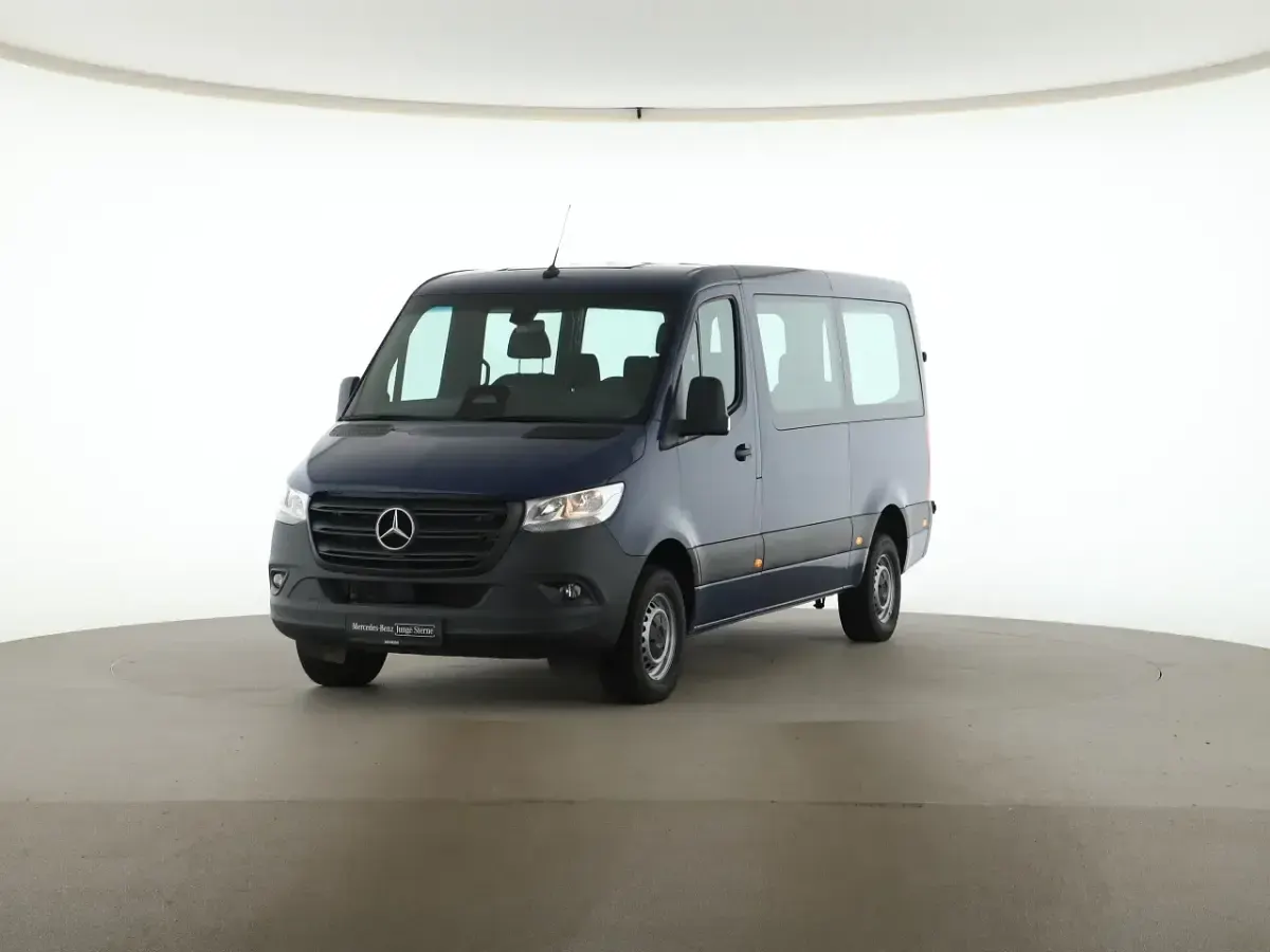 Gebraucht Mercedes Sprinter 150 PS (110 kW) 2024 Blau Van