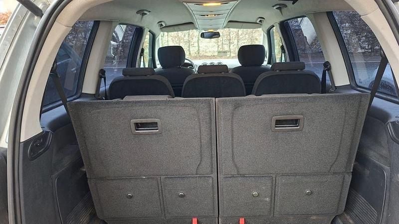 Gebraucht Ford Galaxy Ghia 140 PS (102 kW) 2006 Silber Van / Kleinbus