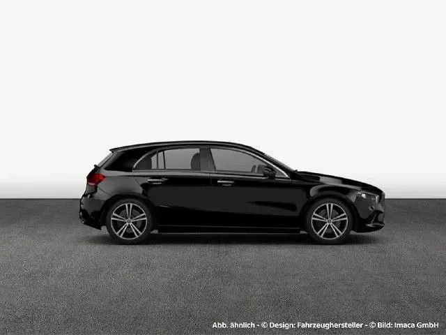 Gebraucht Mercedes A200 AMG 150 PS (110 kW) 2023 Schwarz Limousine