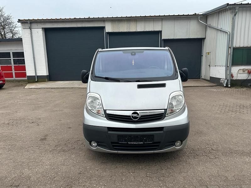 Gebraucht Opel Vivaro 145 PS (106 kW) 2009 Grau Van / Kleinbus