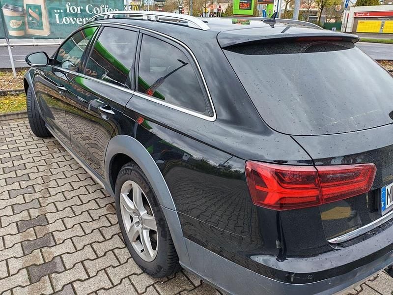 Gebraucht Audi A6 Allroad Ambiente 190 PS (139 kW) 2017 Schwarz Kombi