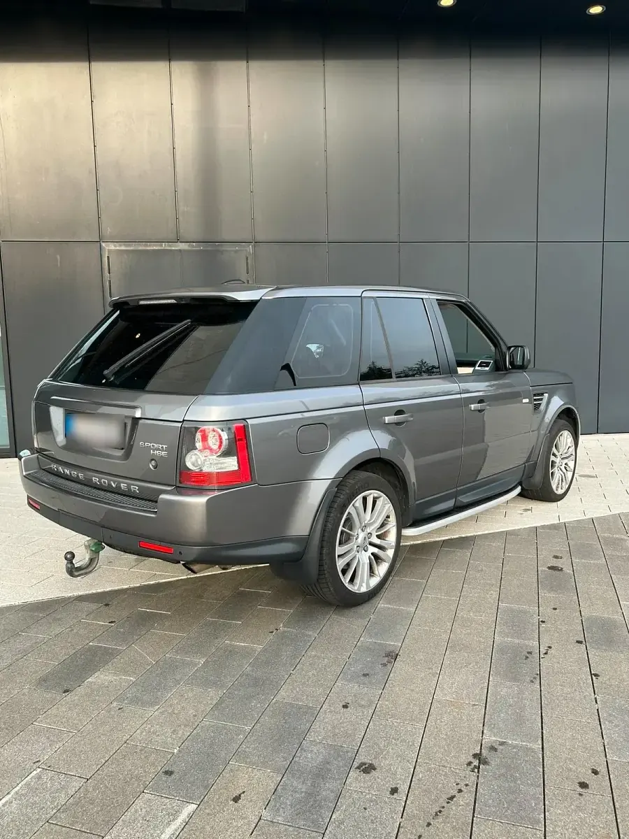 Gebraucht Land Rover Range Rover 245 PS (180 kW) 2010 Grau SUV