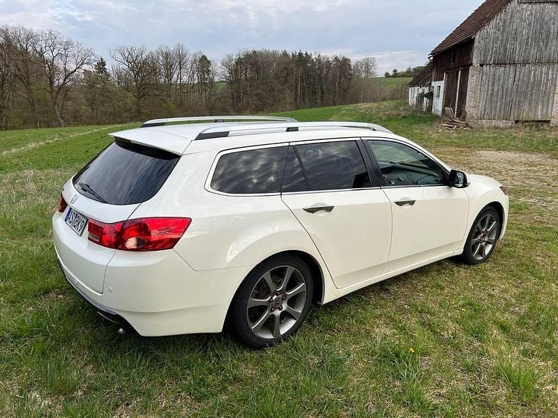 Gebraucht Honda Accord 150 PS (110 kW) 2012 Weiß Kombi