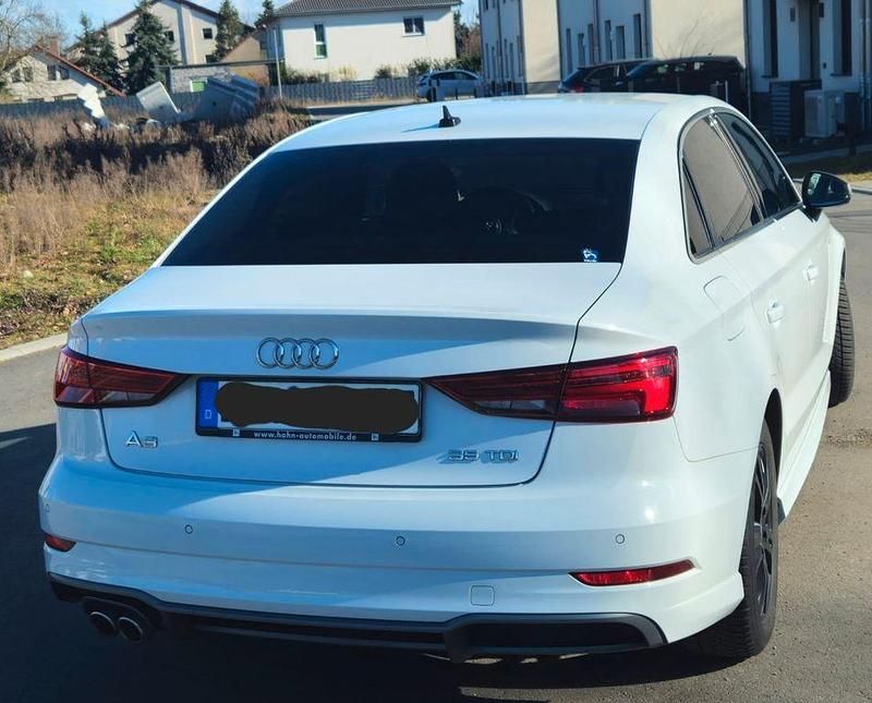 Gebraucht Audi A3 Design 150 PS (110 kW) 2019 Weiß Limousine