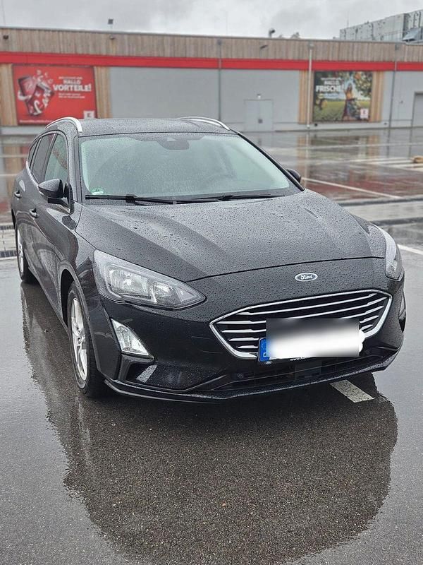Gebraucht Ford Focus 125 PS (91 kW) 2019 Schwarz Kombi