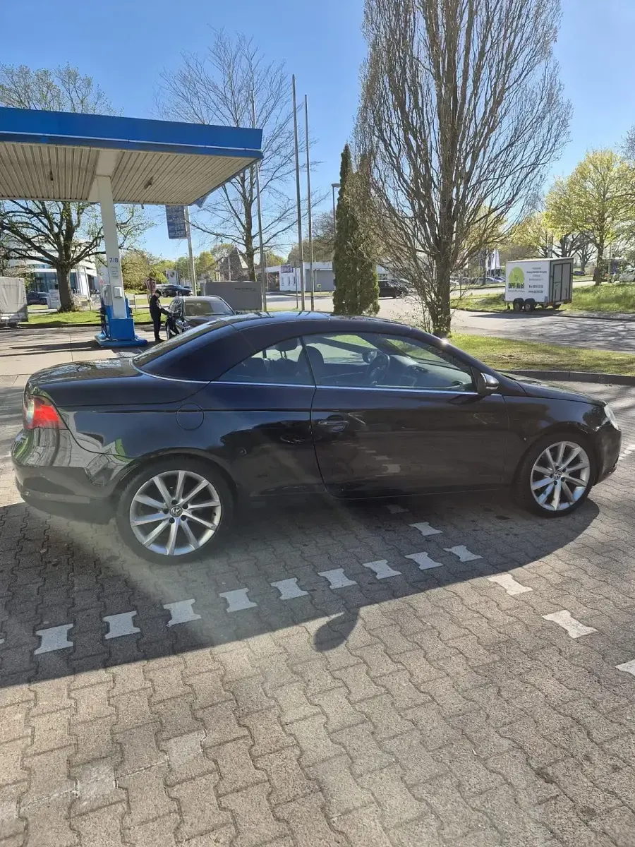 Gebraucht VW Eos GT 122 PS (89 kW) 2010 Schwarz Cabrio