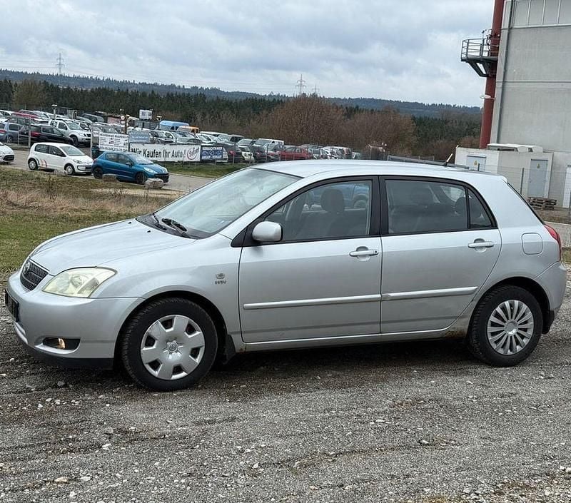 Gebraucht Toyota Corolla 110 PS (80 kW) 2003 Silber Limousine