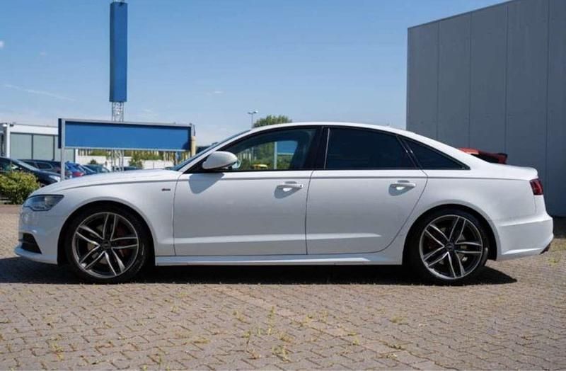 Weiß Gebraucht 2016 Audi A6 S-line plus Limousine | 21.500 € (Etwas zu teuer) - Bild 1/4