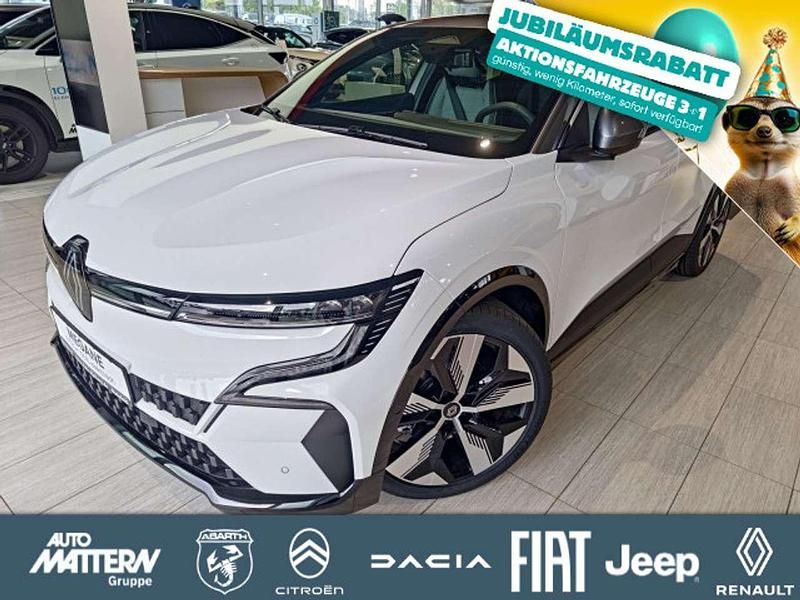 Grau Gebraucht 2023 Renault Mégane Techno Limousine | 36.690 € (Teuer) - Bild 1/4