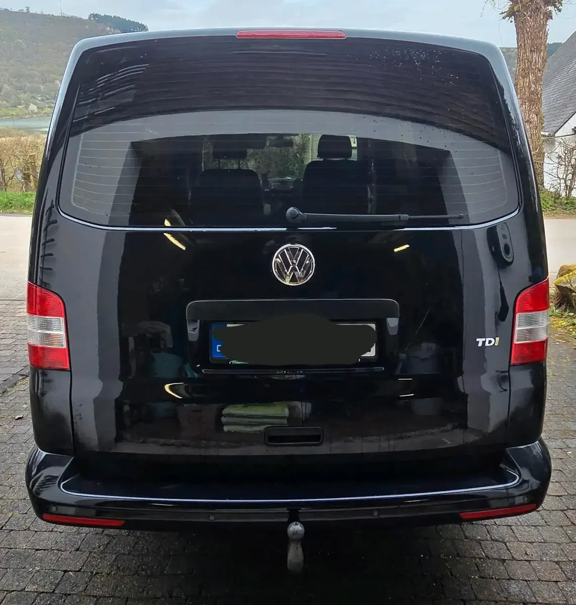 Gebraucht VW Multivan 102 PS (75 kW) 2013 Schwarz Van / Kleinbus